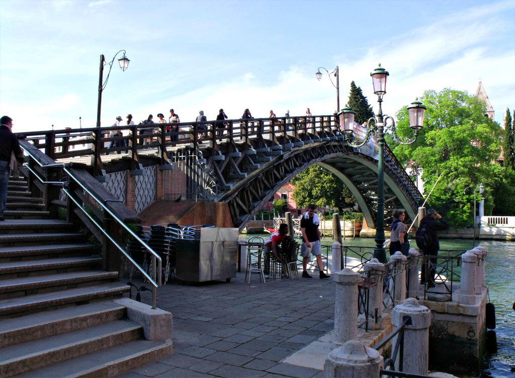 Pont de l'Académie